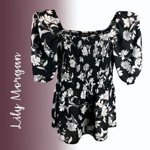 Lily Morgan black and white floral square neckline, puff sleeve, medium stretchy